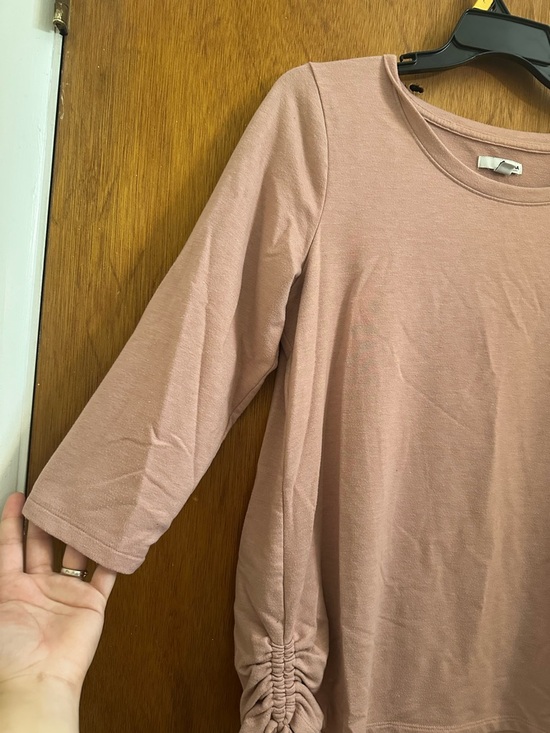 Sonoma Dusty Rose 3/4 Sleeve Ruched-Hem Tee - Picture 3 of 4